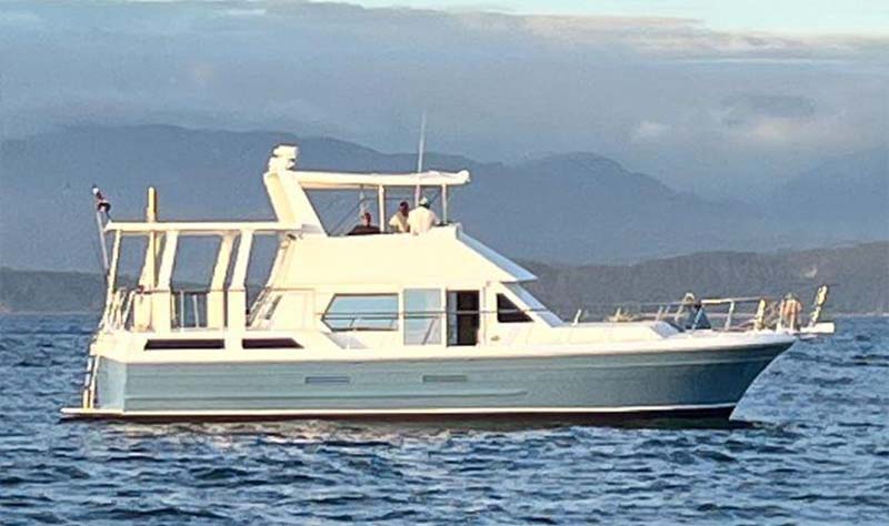 Party Boat in Jaco Costa Rica, Navigator