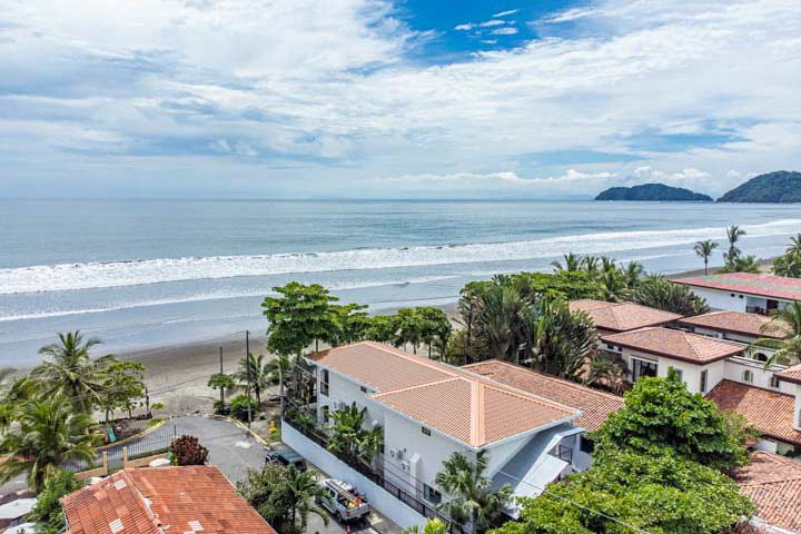 Beachfront Rental in Jaco Costa Rica - Casa Playa del Rey by Costa Rica Elite