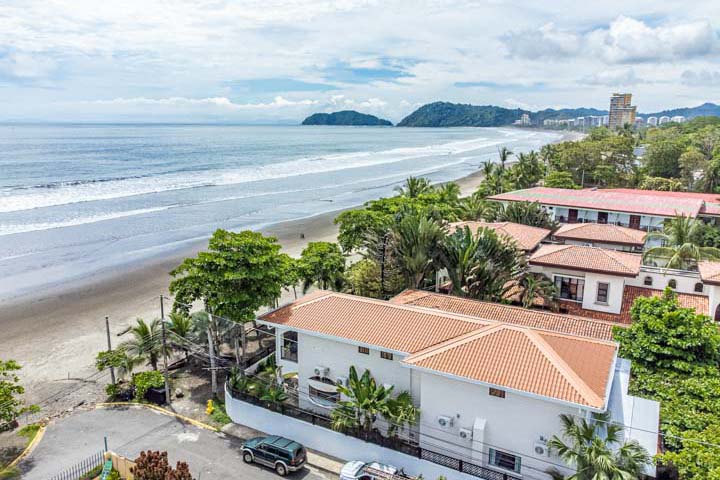 Beachfront Rental in Jaco Costa Rica - Casa Playa del Rey by Costa Rica Elite