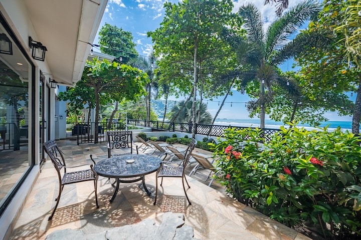 Beachfront Rental in Jaco Costa Rica - Playa del Rey by Costa Rica Elite - Vacation Rentals in Jaco • Costa Rica Elite Beachfront Rental in Jaco Costa Rica - Playa del Rey by Costa Rica Elite - Vacation Rentals in Jaco