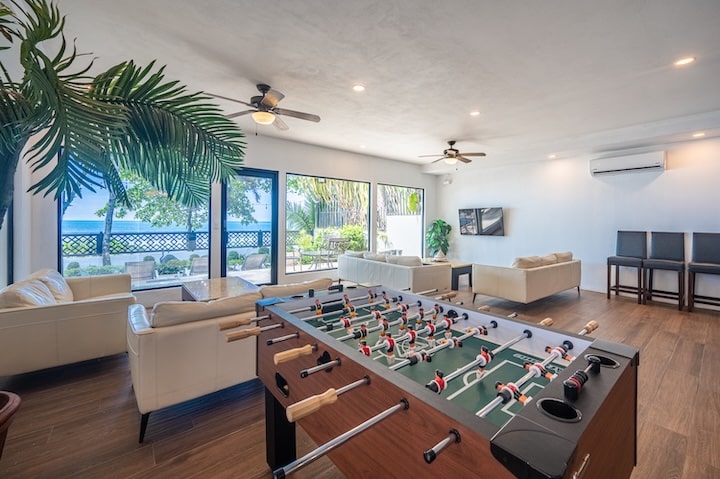 Beachfront Rental in Jaco Costa Rica - Playa del Rey by Costa Rica Elite - Vacation Rentals in Jaco • Costa Rica Elite Beachfront Rental in Jaco Costa Rica - Playa del Rey by Costa Rica Elite - Vacation Rentals in Jaco