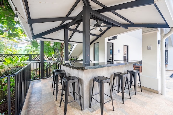 Beachfront Rental in Jaco Costa Rica - Playa del Rey by Costa Rica Elite - Vacation Rentals in Jaco • Costa Rica Elite Beachfront Rental in Jaco Costa Rica - Playa del Rey by Costa Rica Elite - Vacation Rentals in Jaco