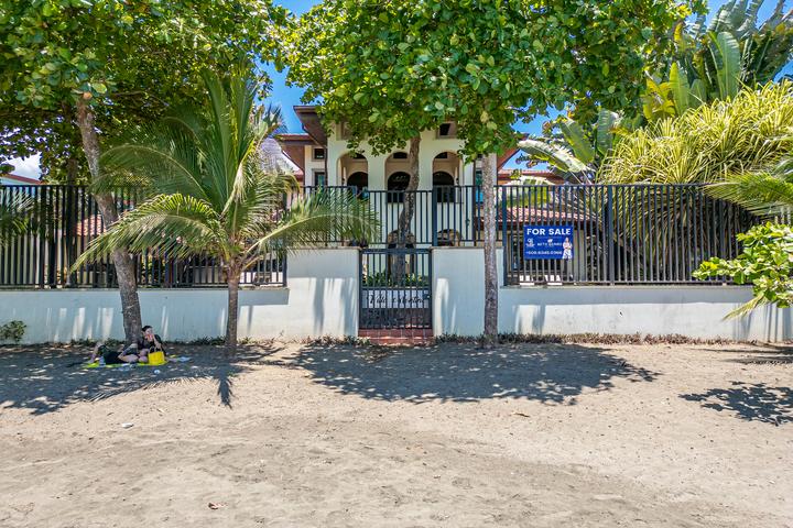 Villa Montine, Jaco Costa Rica - Beachfront Vacation Rental in Jaco • Costa Rica Elite Villa Montine, Jaco Costa Rica - Beachfront Vacation Rental in Jaco