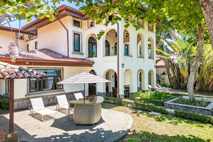 Villa Montine, Jaco Costa Rica - Beachfront Vacation Rental in Jaco • Costa Rica Elite Villa Montine, Jaco Costa Rica - Beachfront Vacation Rental in Jaco